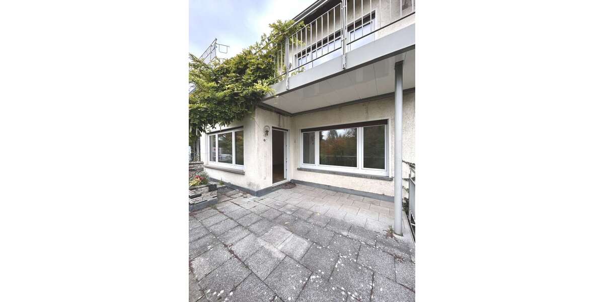 Wohnung zum Mieten in Karlsruhe 1.400 € 153 m² 7 zimmer