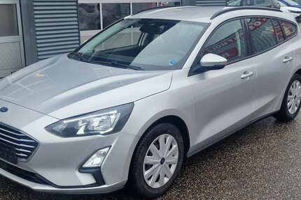 Ford Focus 1.0 EcoBoot Trend 52.000 km 15.399 &euro; Landau 76829
