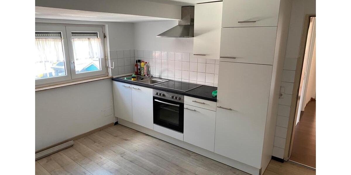 Etagenwohnung Straubenhardt - 4 Zimmer, 85 m&sup2;, 650&euro; | Angebot:26411690