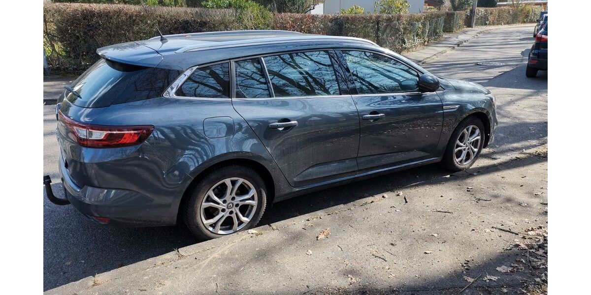 Renault Megane 90.000 km 9.999 &euro; Stuttgart 70565