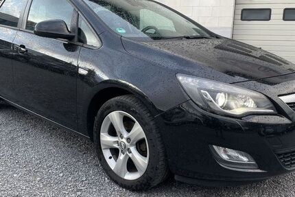 Opel Astra 301.000 km 3.200 € Graben Neudorf 76676