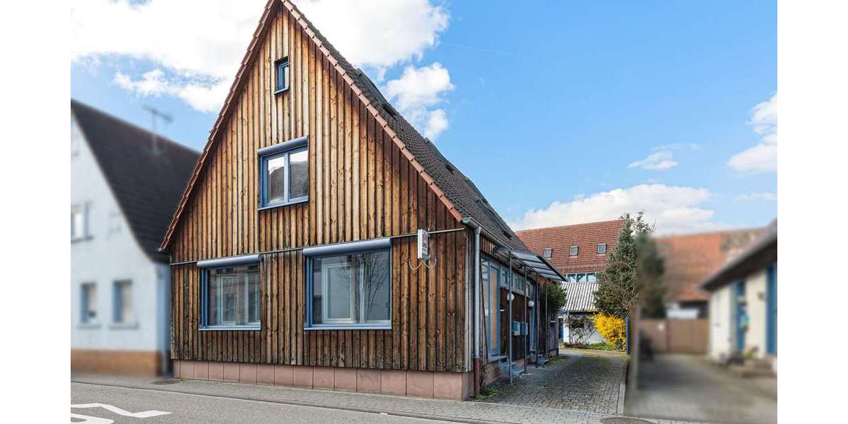 Haus zum Kaufen in Stutensee Friedrichstal 990.000 € 571 m² 7 zimmer