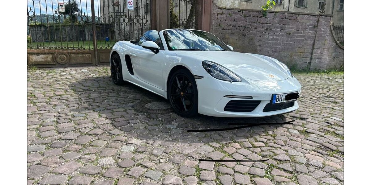 Porsche Boxster 61.000 km 51.990 &euro; Rastatt 76437