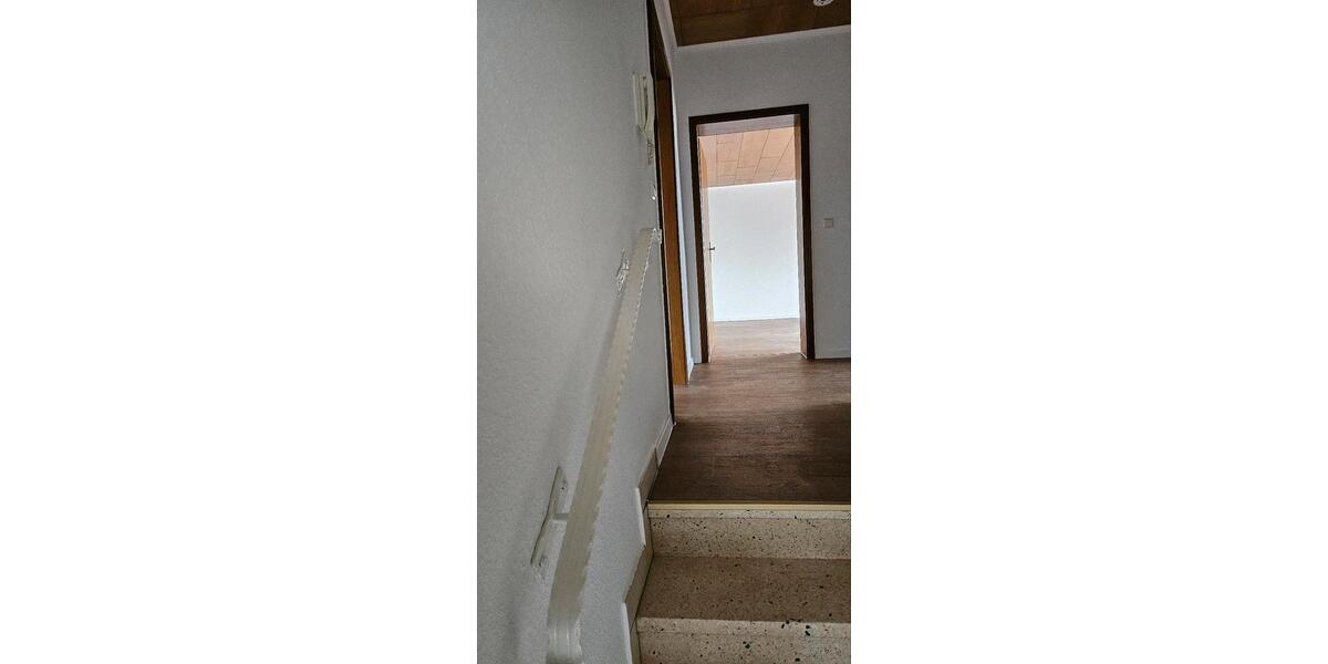 Erdgeschoßwohnung Wörth am Rhein - 2.5 Zimmer, 67 m&sup2;, 890&euro; | Angebot:26422417