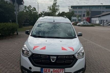 Dacia Dokker 214.000 km 3.400 &euro; KARLSRUHE 76135