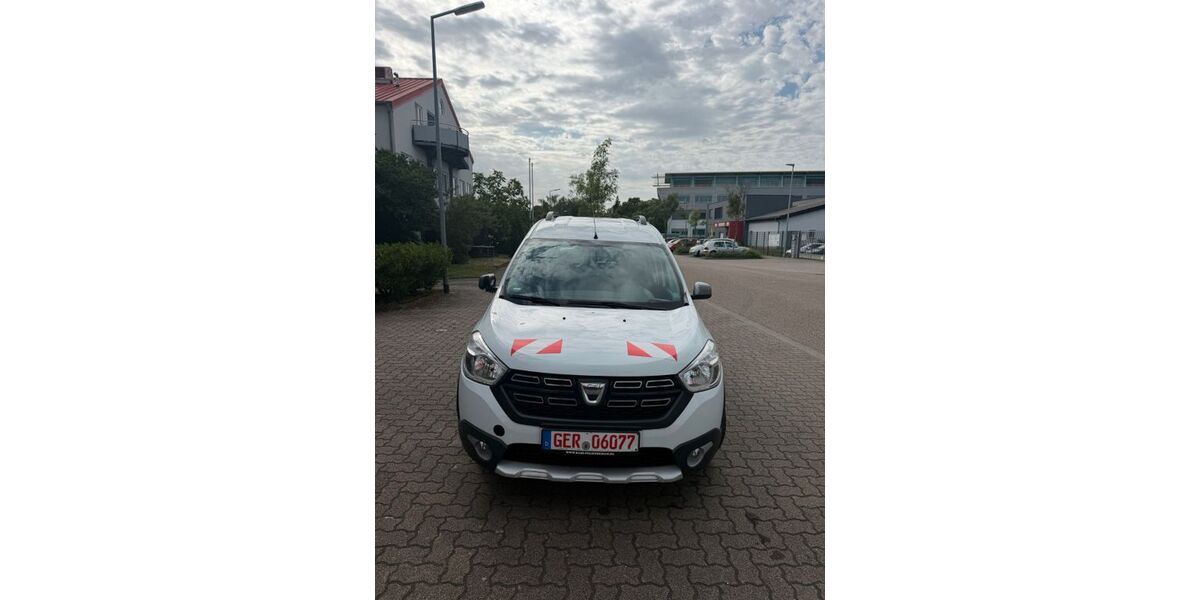 Dacia Dokker 214.000 km 3.400 &euro; KARLSRUHE 76135