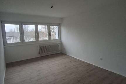 Wohnung zum Mieten in Karlsruhe 820 € 77.95 m² 3 zimmer