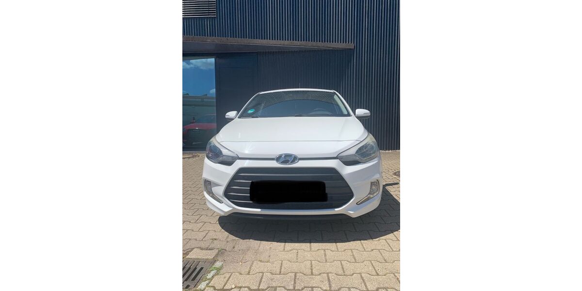 Hyundai i20 146.000 km 6.750 &euro; Rastatt 76437