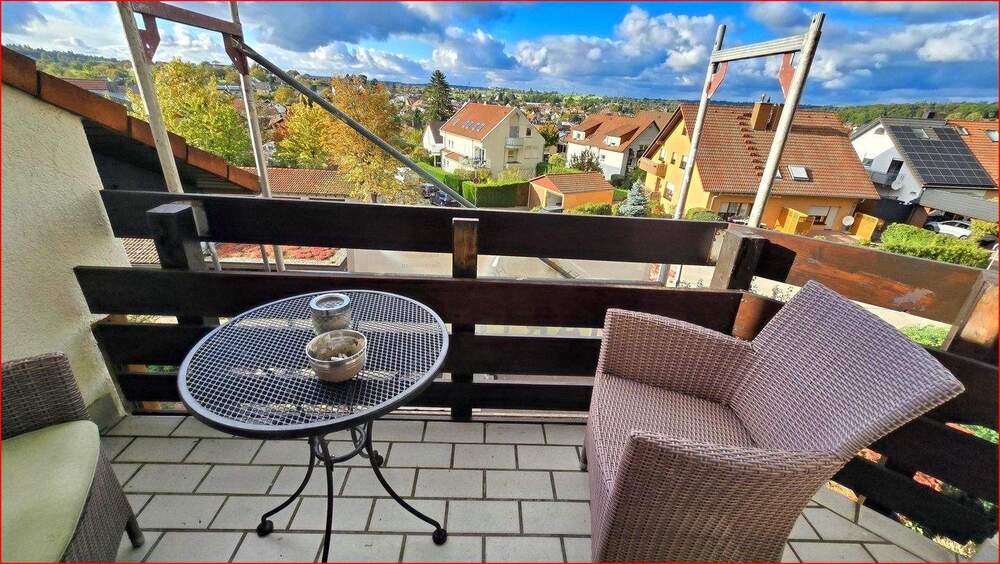 Etagenwohnung Karlsbad Langensteinbach - 5 Zimmer, 78 m&sup2;, 349.000&euro; | Angebot:23504360