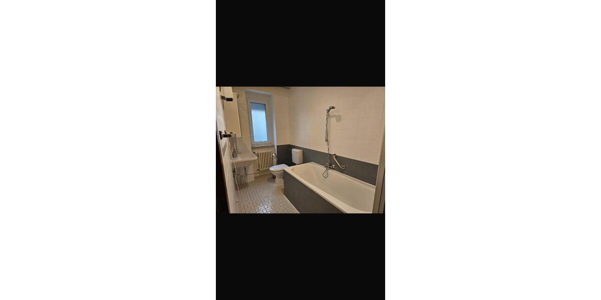 Wohnung über 2 Etagen an WG zu vermieten -Karlsruhe 4.5 zimmer