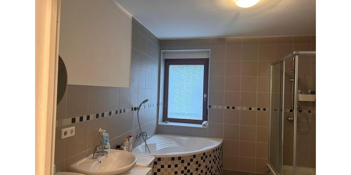 Helle 3,5-Zimmer Wohnung mit schönem Ausblick - ideal für Paare, kleine Familien oder WG 3.5 zimmer