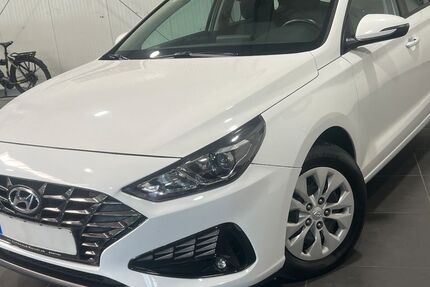 Hyundai i30 61.000 km 15.995 € Bretten 75015