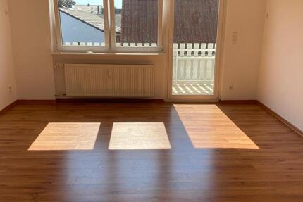 Wohnung Stutensee - 3 Zimmer, 110 m&sup2;, 1.350&euro; | Angebot:25756029