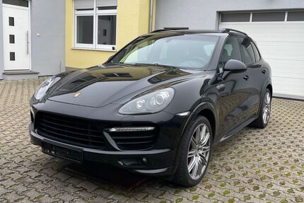 Porsche Cayenne 158.000 km 18.990 &euro; Steinmauer 76479
