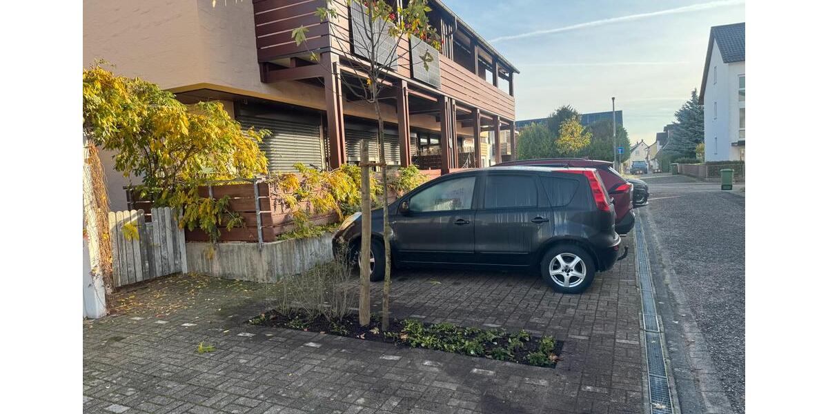 Erdgeschoss - Wohnung mit großer Terrasse 3 zimmer