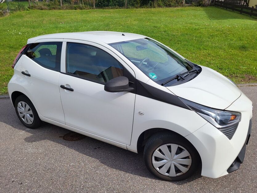 Toyota Aygo (X) 69.050 km 7.990 € Marxzell-Pfaffenrot 76359