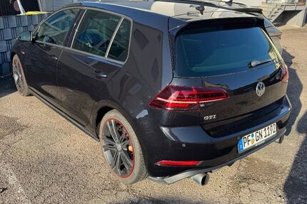 VW Golf 128.000 km 18.500 &euro; Ötisheim 75443