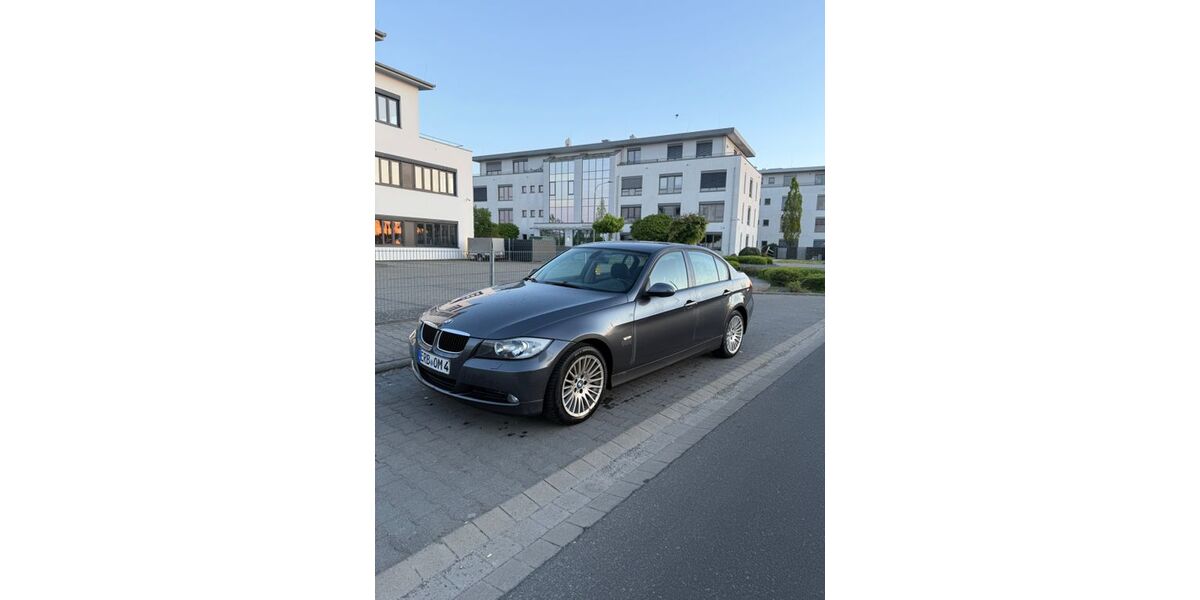 BMW 320 257.000 km 3.890 &euro; Muggensturm 76461