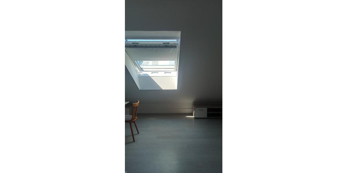 Dachgeschoßwohnung Linkenheim-Hochstetten Hochstetten - 2 Zimmer, 40 m&sup2;, 520&euro; | Angebot:26463416