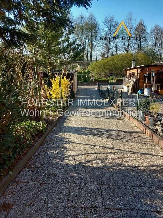 Haus zum Kaufen in Linkenheim-Hochstetten 565.000 € 230 m²