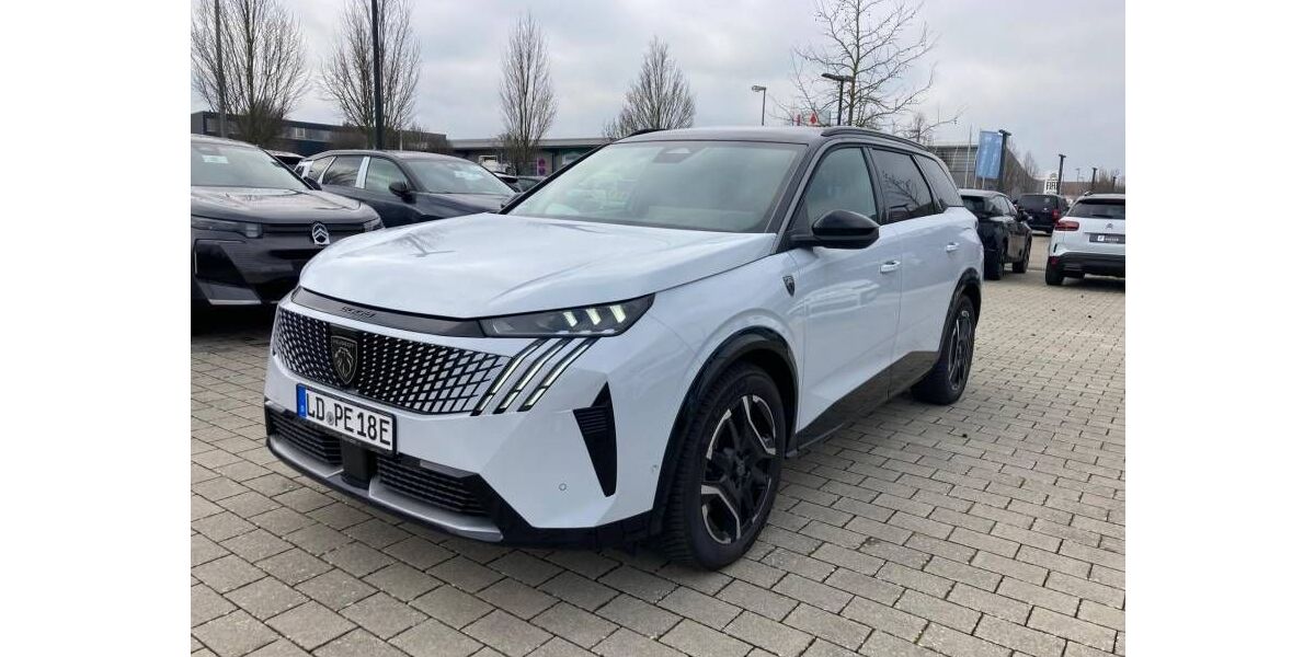 Peugeot 5008 2.000 km 54.990 &euro; Landau 76829