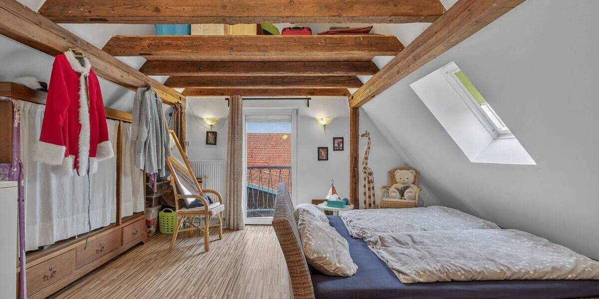 Einfamilienhaus Herxheim bei Landau/Pfalz Herxheim - 8 Zimmer, 216 m&sup2;, 300.000&euro; | Angebot:25680925