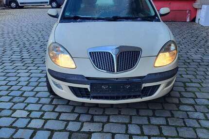 Lancia Ypsilon 190.000 km 1.490 € PFORZHEIM 75177