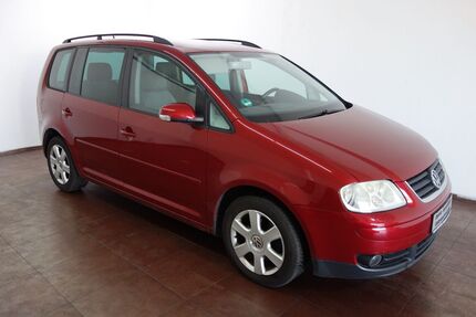 VW Touran 227.000 km 3.450 € Mühlacker 75417