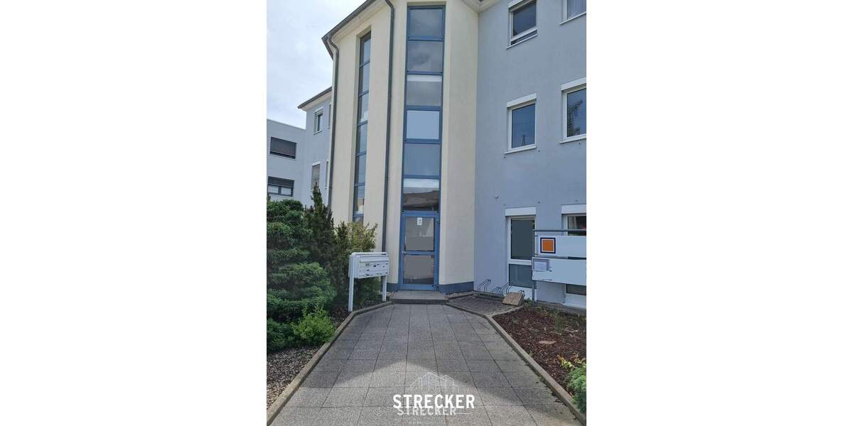 Gewerbeobjekt Karlsbad Langensteinbach - 4 Zimmer, 900&euro; | Angebot:25703395