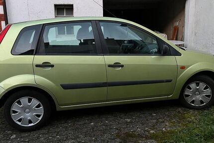 Ford Fiesta 106.000 km 1.950 € Pfinztal 76327
