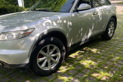 INFINITI FX