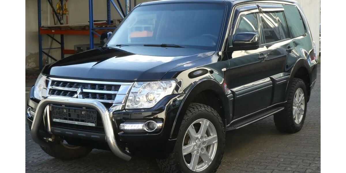 Mitsubishi Pajero 197.518 km 19.999 &euro; Karlsruhe 76185