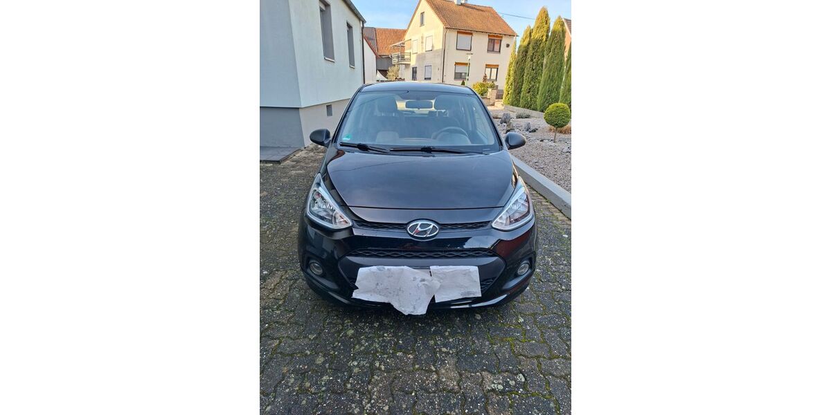Hyundai i10 108.000 km 4.600 &euro; Neuburg 76776