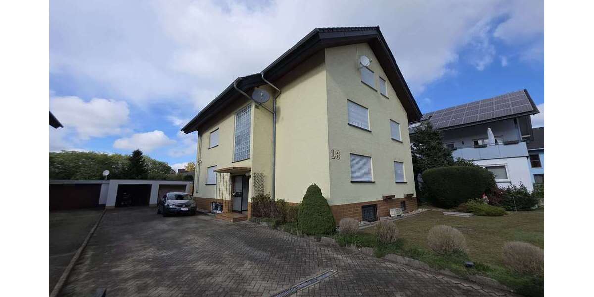 Haus zum Kaufen in Niederbühl 759.000 € 275 m² 9 zimmer