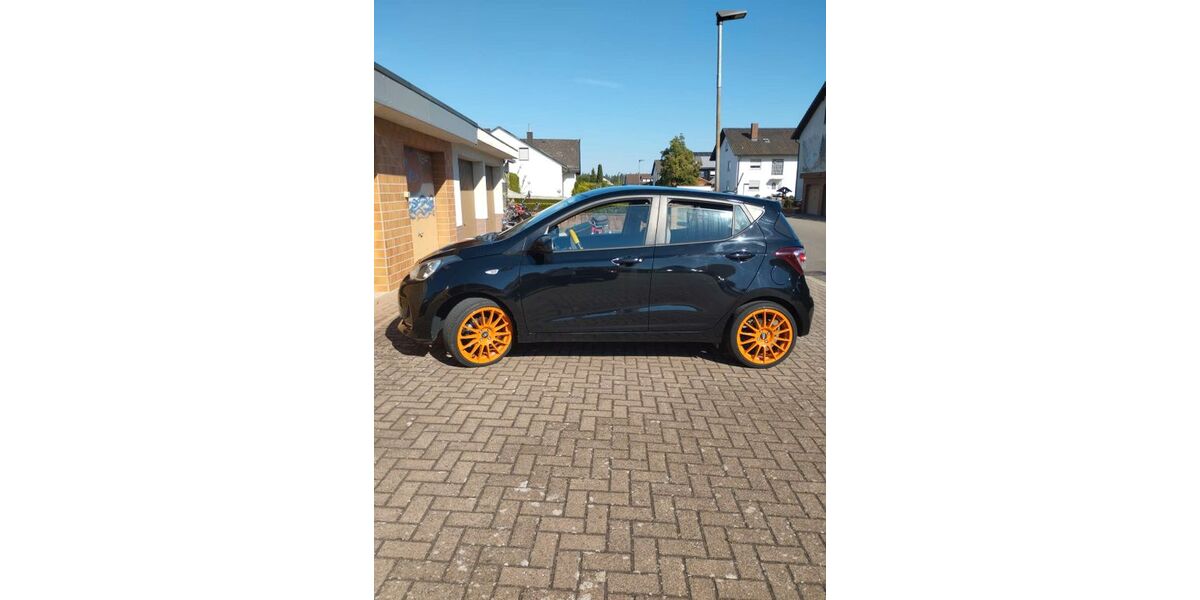 Hyundai i10 49.176 km 10.550 &euro; Waghäusel 68753