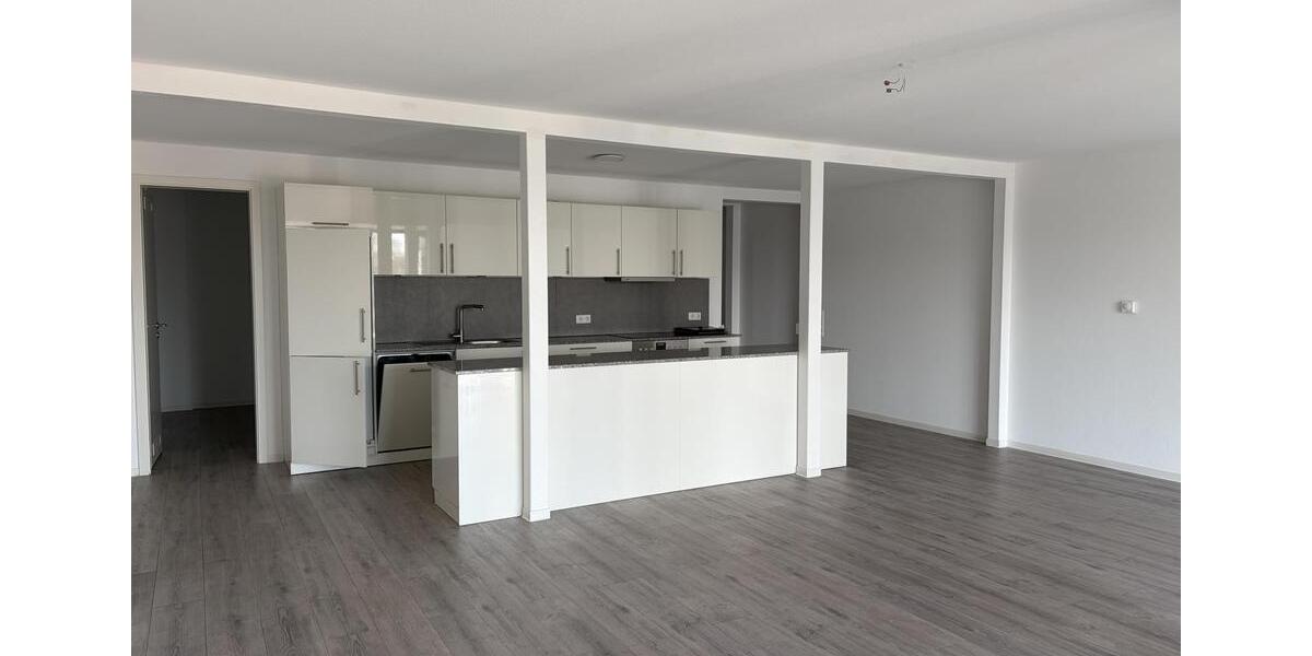 Etagenwohnung Germersheim - 4 Zimmer, 174 m&sup2;, 1.400&euro; | Angebot:25883454