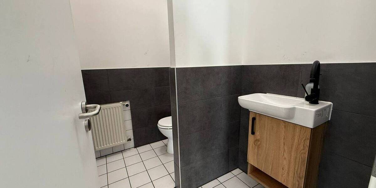 Gewerbeobjekt Kämpfelbach Bilfingen - 2.160&euro; | Angebot:26161805