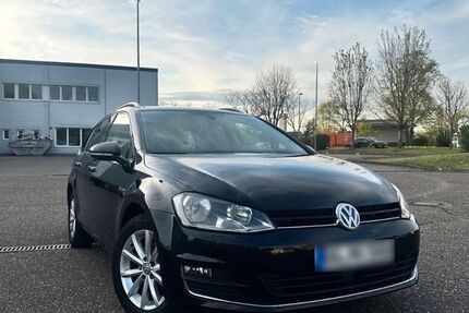 VW Golf 180.000 km 9.400 &euro; Rastatt 76437