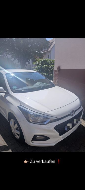 Hyundai i20 72.000 km 8.100 € Karlsbad 76307