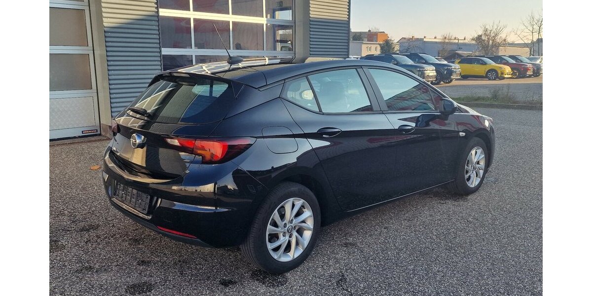 Opel Astra 1.5 D Edition Klimaautomatik NAVI LED 52.000 km 14.499 &euro; Landau 76829