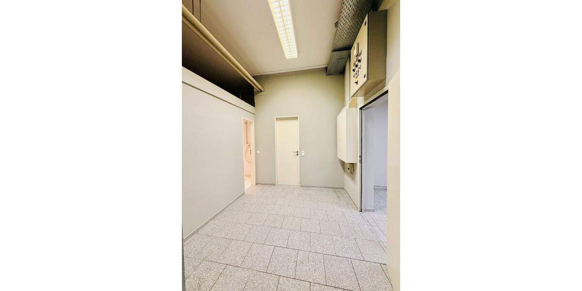 Gewerbeobjekt Karlsbad Langensteinbach - 3.100&euro; | Angebot:25850521