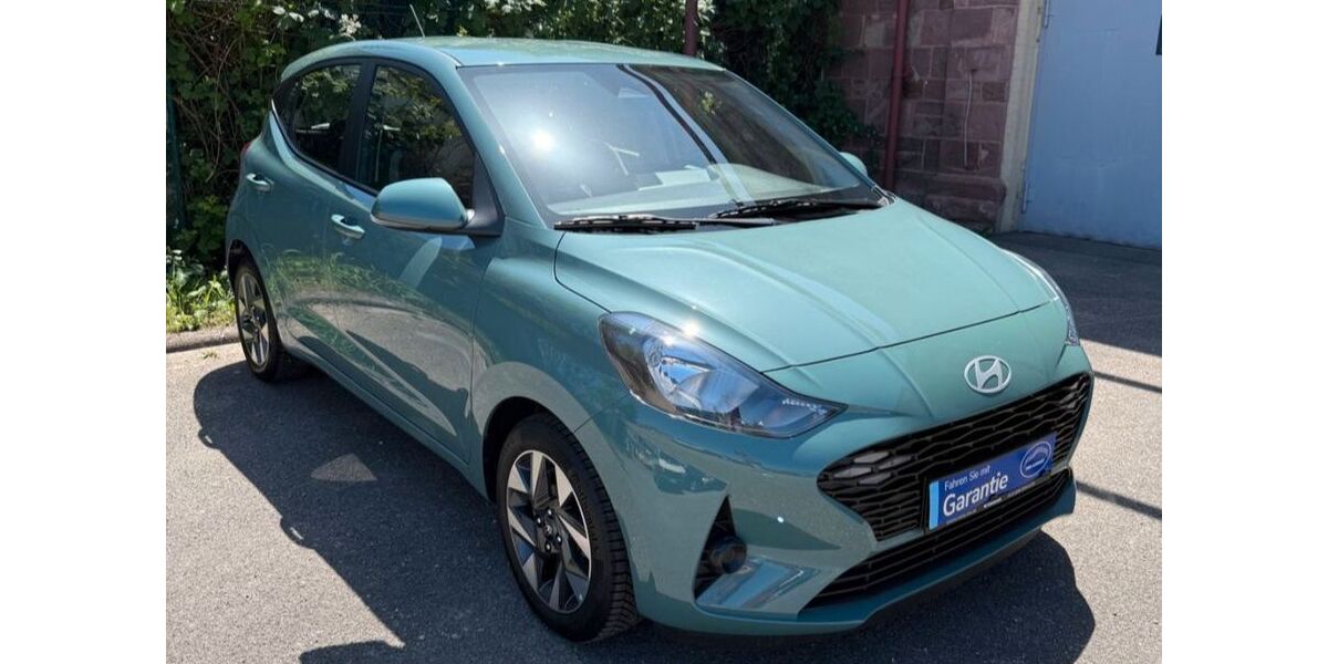 Hyundai i10 1.990 km 17.790 &euro; Karlsruhe 76137