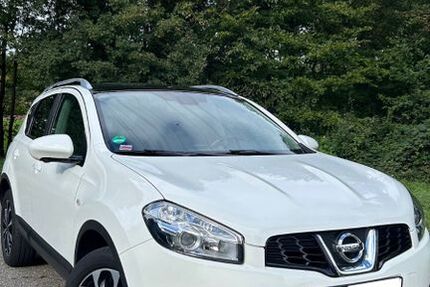 Nissan Qashqai 165.000 km 7.500 € Pforzheim 75177