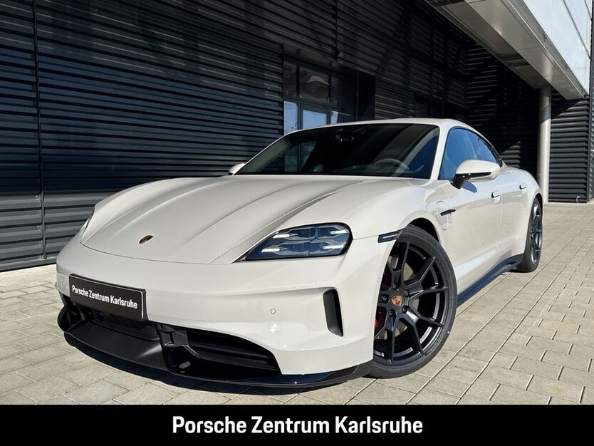 Porsche Taycan 14.999 km 142.089 € Ettlingen 76275