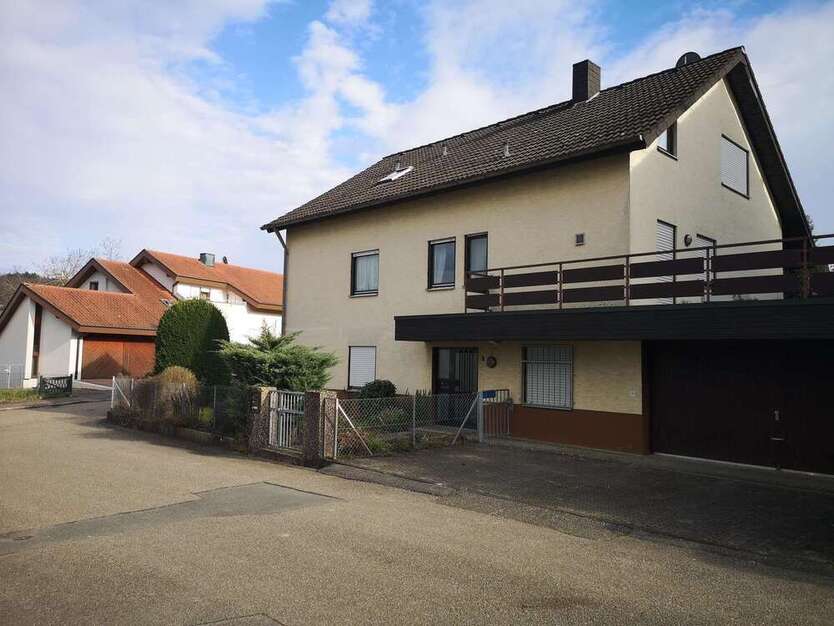 Haus zum Kaufen in Niefern Öschelbronn 545.000 € 193 m²