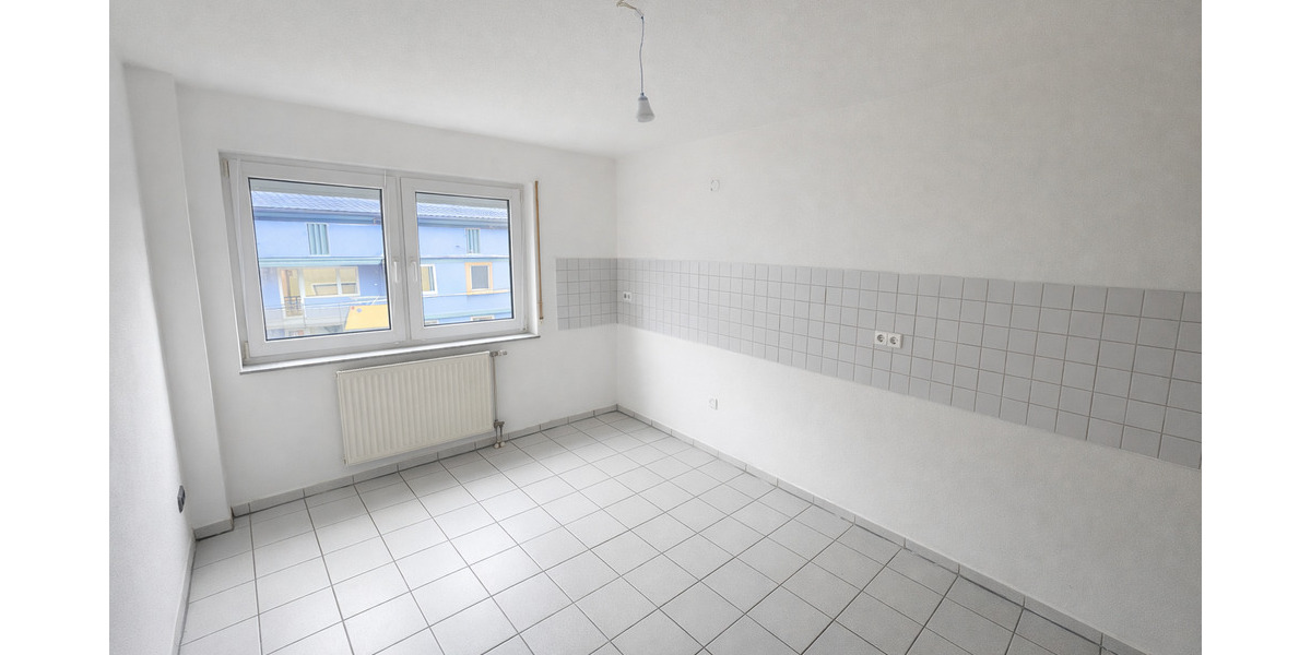 Etagenwohnung Pforzheim Oststadt - 3 Zimmer, 91 m&sup2;, 880&euro; | Angebot:25822150