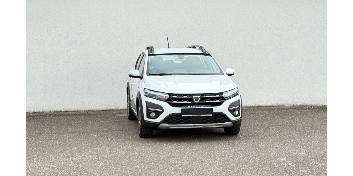 Dacia Sandero 93.000 km 9.999 &euro; Kandel 76870