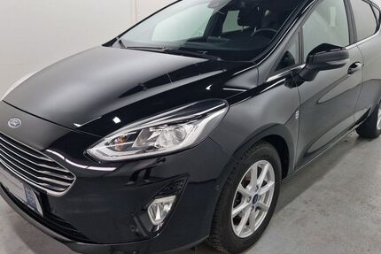 Ford Fiesta 87.000 km 16.850 &euro; Landau 76829