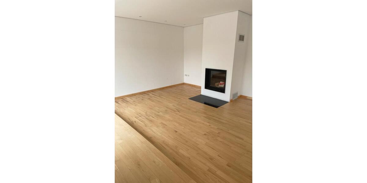 Maisonettenwohnung Karlsruhe Durlach - 6 Zimmer, 180 m&sup2;, 2.000&euro; | Angebot:26432839