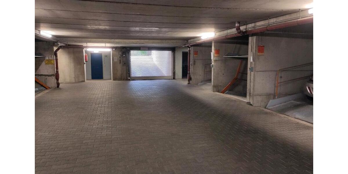 Garagen / Stellplätze Karlsruhe Mühlburg - 60&euro; | Angebot:24249375